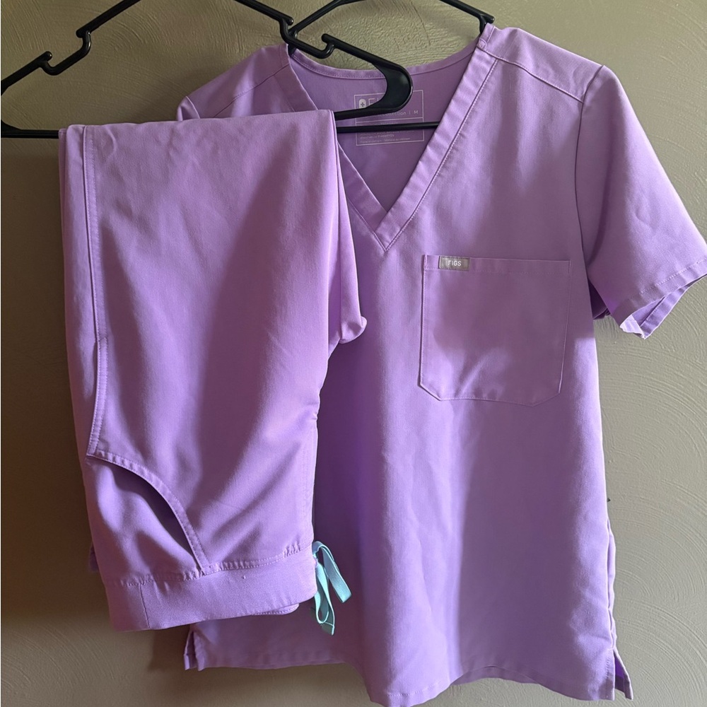 Lavender Women's Scrub Set
